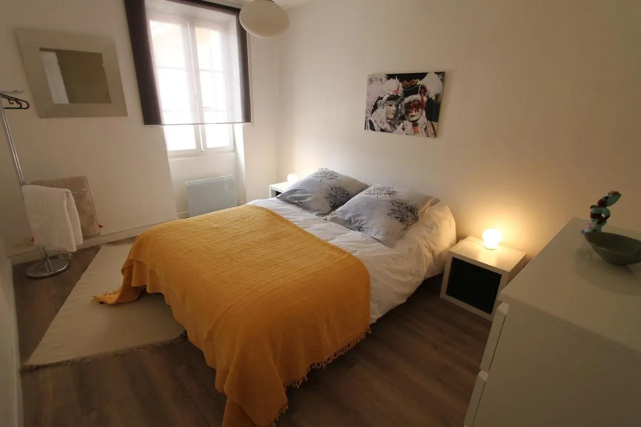 Maison Avec Piscine Et Jardin- 4 Chambres 8 Pers Cuers Holiday home